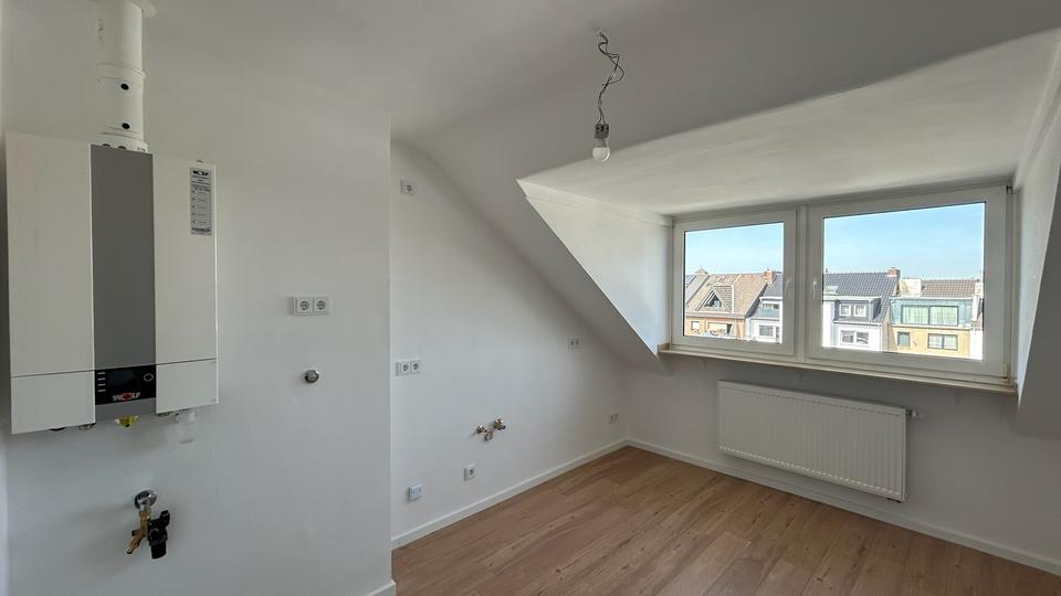 Dachgeschoßwohnung Düren - 3 Zimmer, 60 m&sup2;, 690&euro; | Angebot:26614515