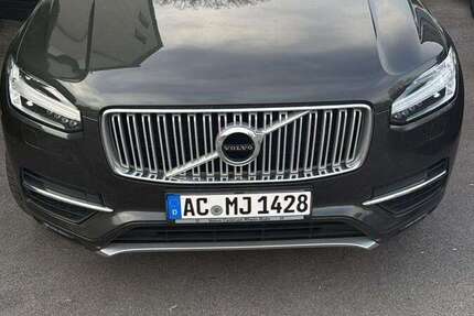 Volvo XC90 131.500 km 28.900 &euro; Würselen 52146