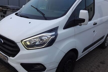 Ford Transit Custom 226.000 km 7.900 &euro; Zülpich 53909