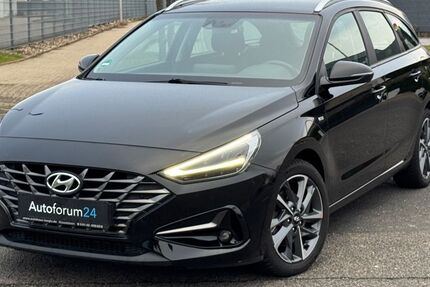 Hyundai i30 90.000 km 15.399 &euro; Jülich 52428