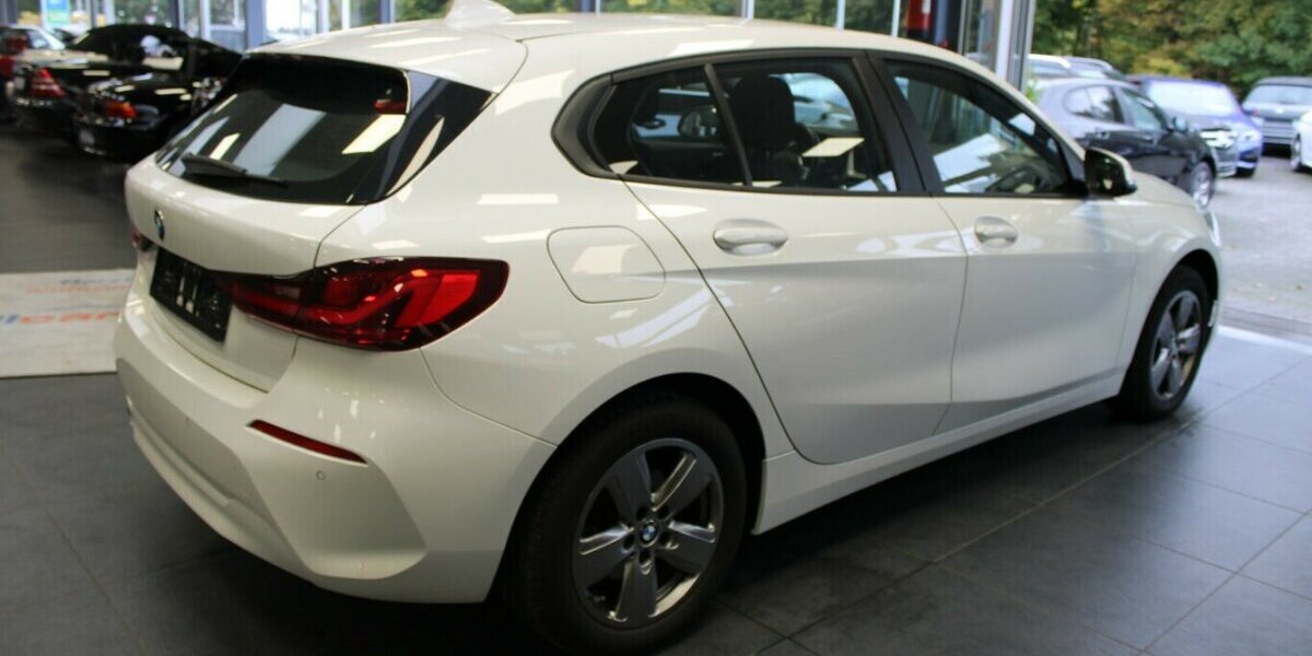 BMW 118i Aut. Advantage - Navi - LED - 49.998 km 21.980 &euro; Euskirchen 53881