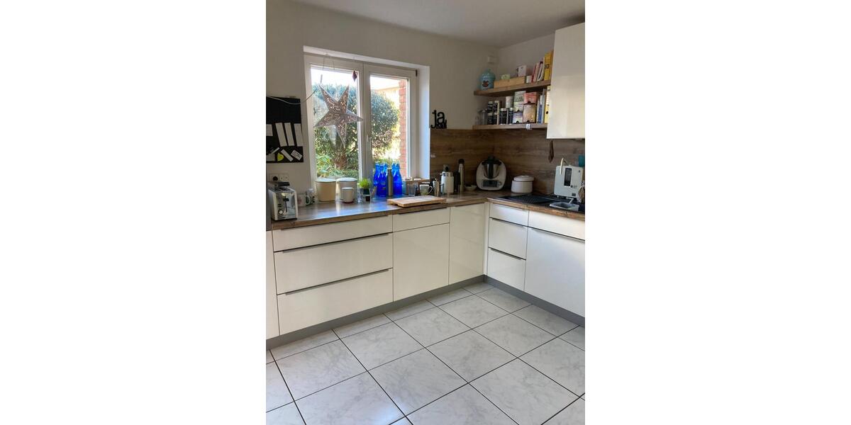 Doppelhaushälfte Erftstadt - 4.5 Zimmer, 153 m&sup2;, 2.000&euro; | Angebot:25844204