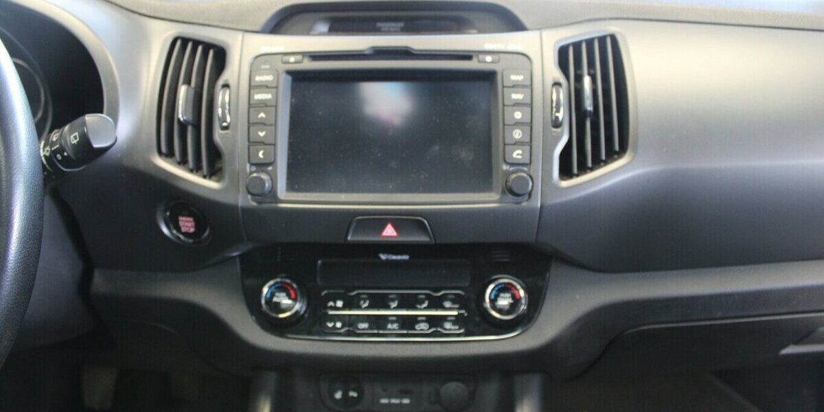 Kia Sportage 2,0 CRDI 184 Allrad Spirit Panorama 130.882 km 10.980 &euro; Euskirchen 53881