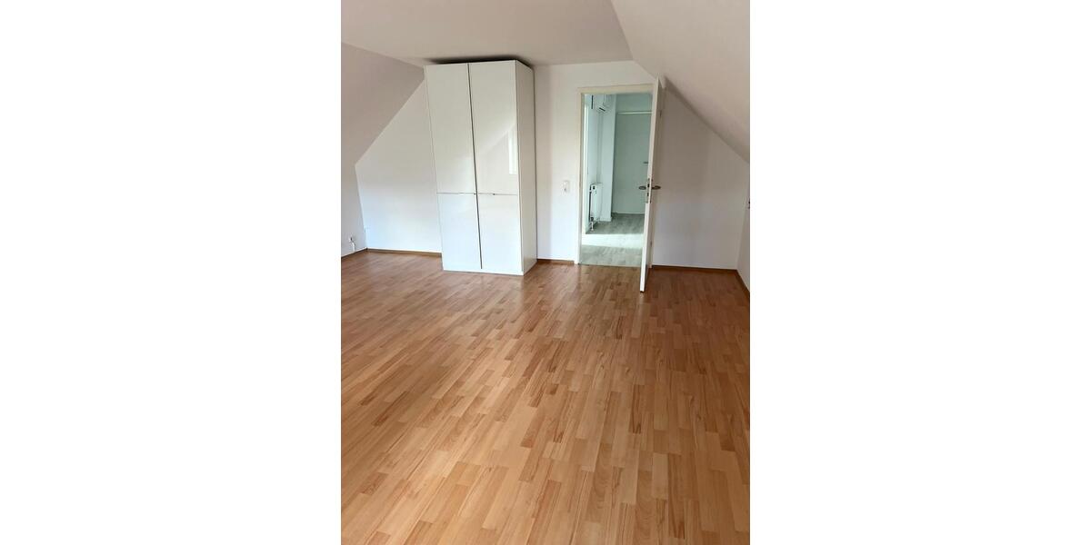 Maisonettenwohnung Kerpen Buir - 3 Zimmer, 120 m&sup2;, 1.600&euro; | Angebot:26284338