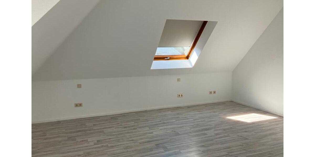 Dachgeschoßwohnung Roetgen - 4 Zimmer, 87 m&sup2;, 269.000&euro; | Angebot:25725014