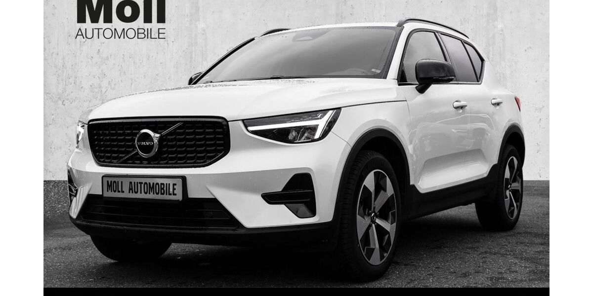 Volvo XC40 11.426 km 30.780 &euro; Aachen 52078