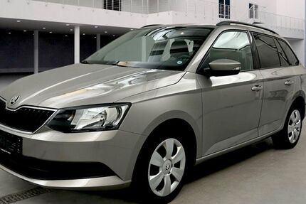 Skoda Fabia 77.000 km 10.990 &euro; Roetgen 52159