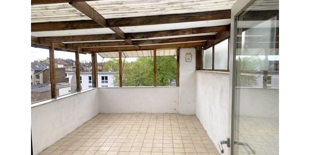 Etagenwohnung Düren Mariaweiler-Hoven - 4 Zimmer, 133 m&sup2;, 1.250&euro; | Angebot:26489416