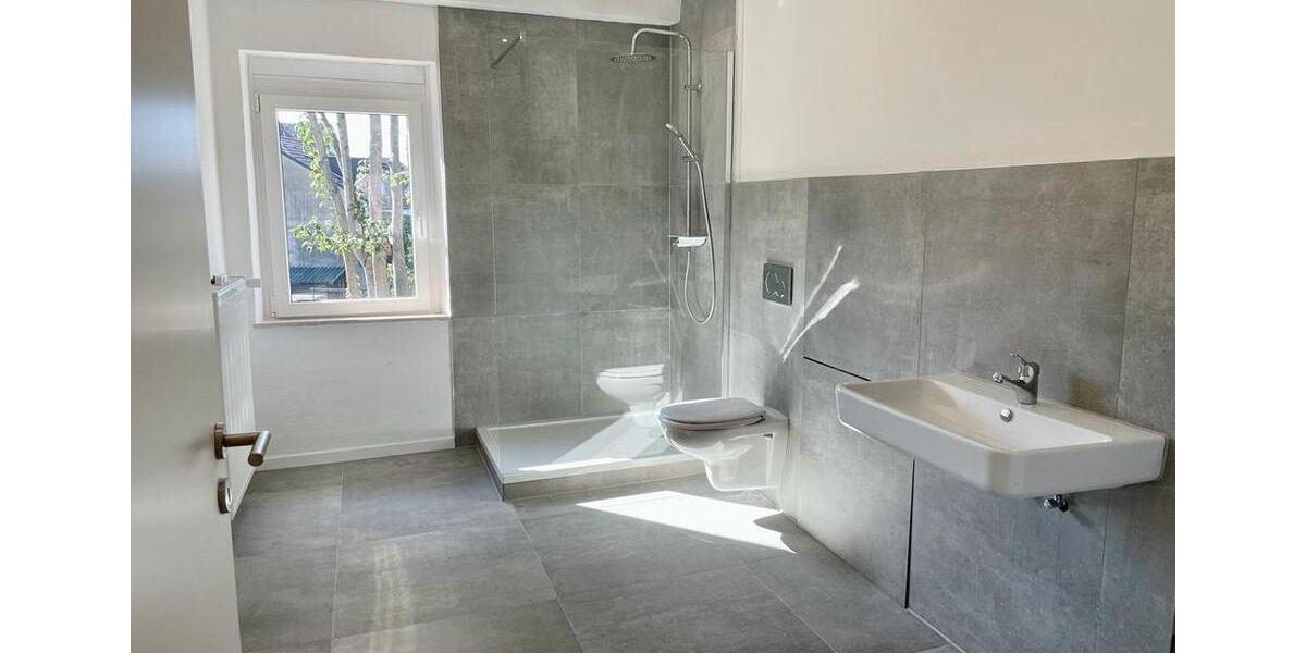 Etagenwohnung Eschweiler - 2 Zimmer, 65 m&sup2;, 950&euro; | Angebot:26618941