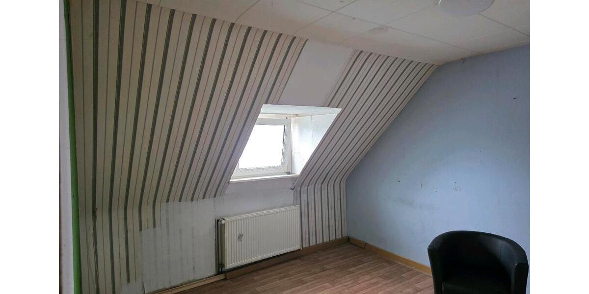 Dachgeschoßwohnung Alsdorf - 2 Zimmer, 40 m&sup2;, 730&euro; | Angebot:25931872