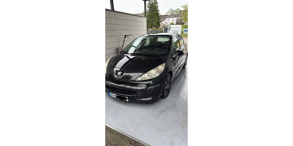 Peugeot 207 146.282 km 2.750 &euro; Aachen-Verlautenheide 52080