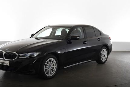 BMW 330 51.423 km 35.890 &euro; Aachen 52078