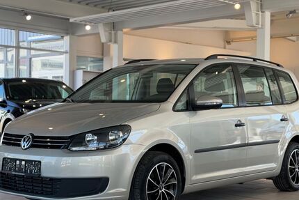 VW Touran 125.000 km 7.999 &euro; Inden 52459