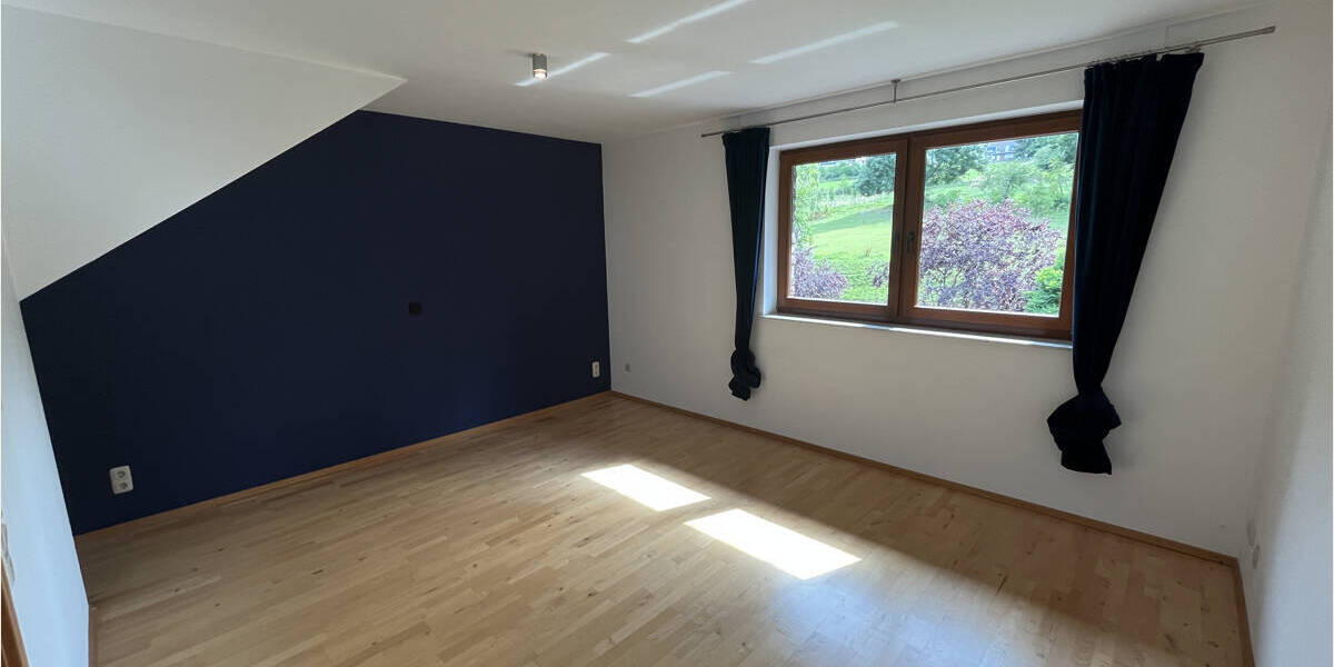 Reihenmittelhaus Stolberg (Rheinland) Büsbach - 5 Zimmer, 238 m&sup2;, 595.000&euro; | Angebot:25677449