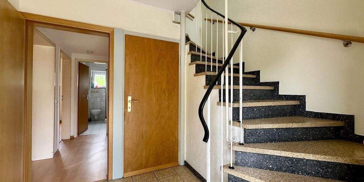 Mehrfamilienhaus, Wohnhaus Rommerskirchen Anstel - 6 Zimmer, 134 m&sup2;, 399.000&euro; | Angebot:25687657