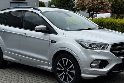 Ford Kuga 136.693 km 15.750 &euro; Alsdorf 52477
