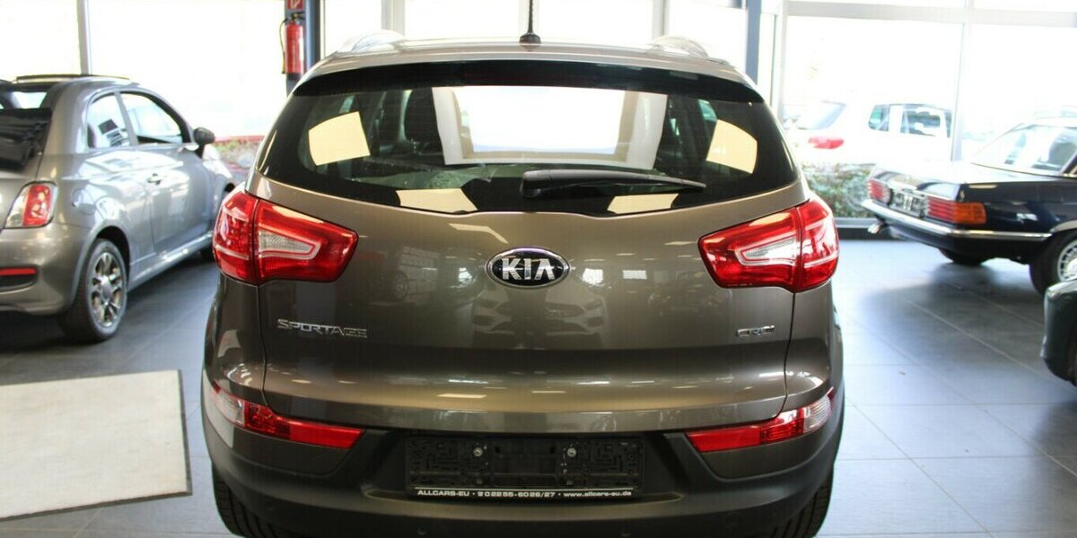 Kia Sportage 2,0 CRDI 184 Allrad Spirit Panorama 130.882 km 10.980 &euro; Euskirchen 53881