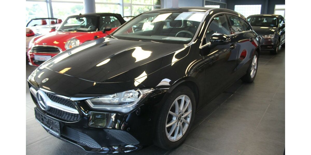 Mercedes-Benz CLA 180 Shooting Brake 7G-DCT Navi - BT. - Shz. 66.681 km 21.980 &euro; Euskirchen 53881