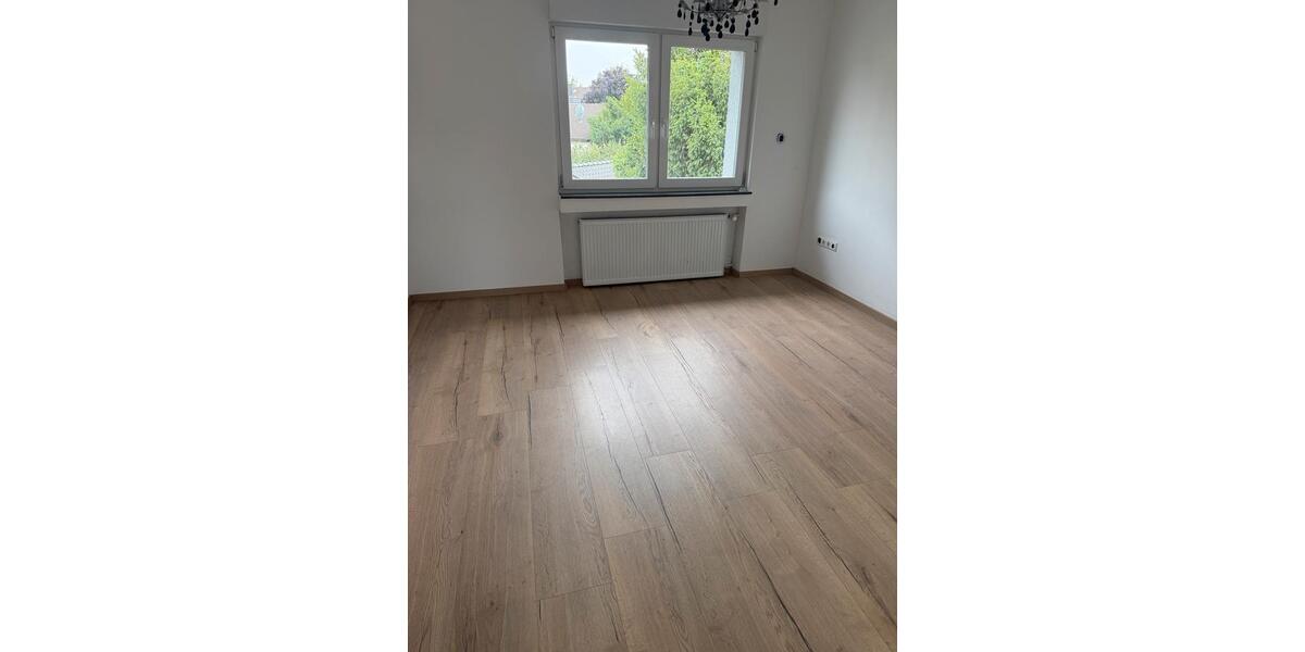 Reihenhaus Kerpen - 5 Zimmer, 130 m&sup2;, 2.000&euro; | Angebot:26610646