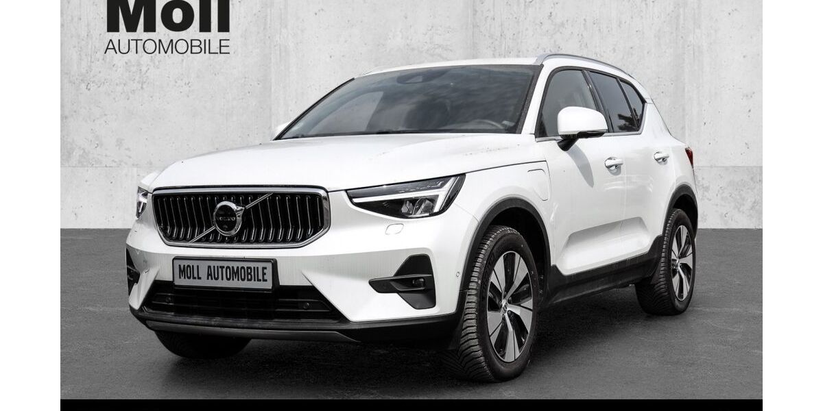 Volvo XC40 7.065 km 32.480 &euro; Aachen 52078