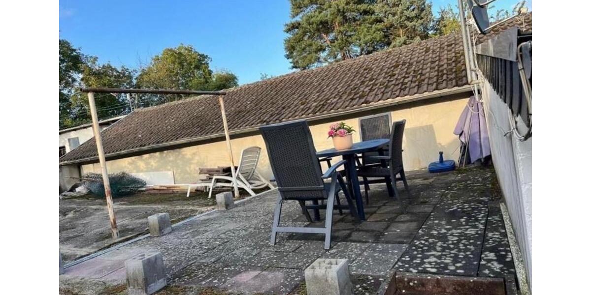 Hochparterre Alsdorf - 2 Zimmer, 95 m&sup2;, 400&euro; | Angebot:25962561