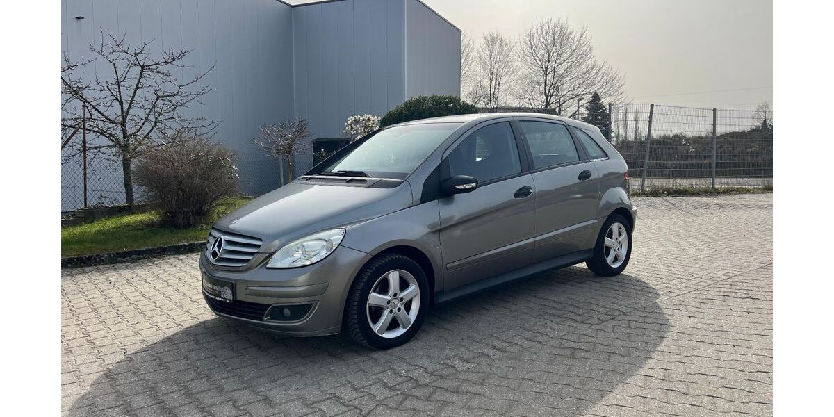 Mercedes-Benz B 170 127.000 km 3.990 &euro; Eschweiler 52249