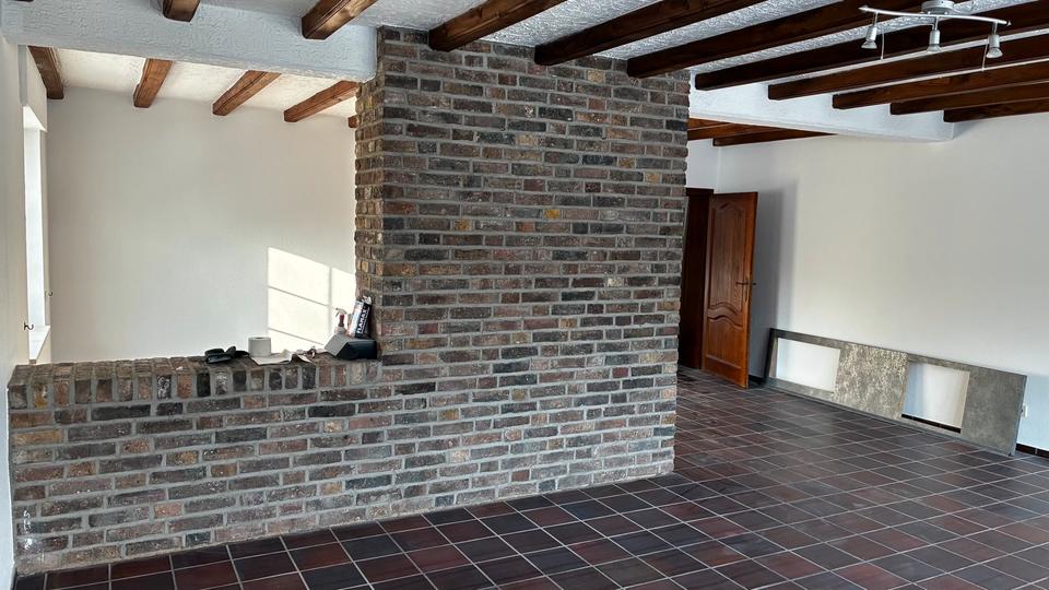 Villa Zülpich - 5 Zimmer, 270 m&sup2;, 2.600&euro; | Angebot:25416621