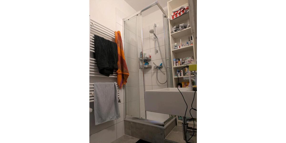 Etagenwohnung Aachen Aachen-Mitte - 16 Zimmer, 65 m&sup2;, 470&euro; | Angebot:25272350