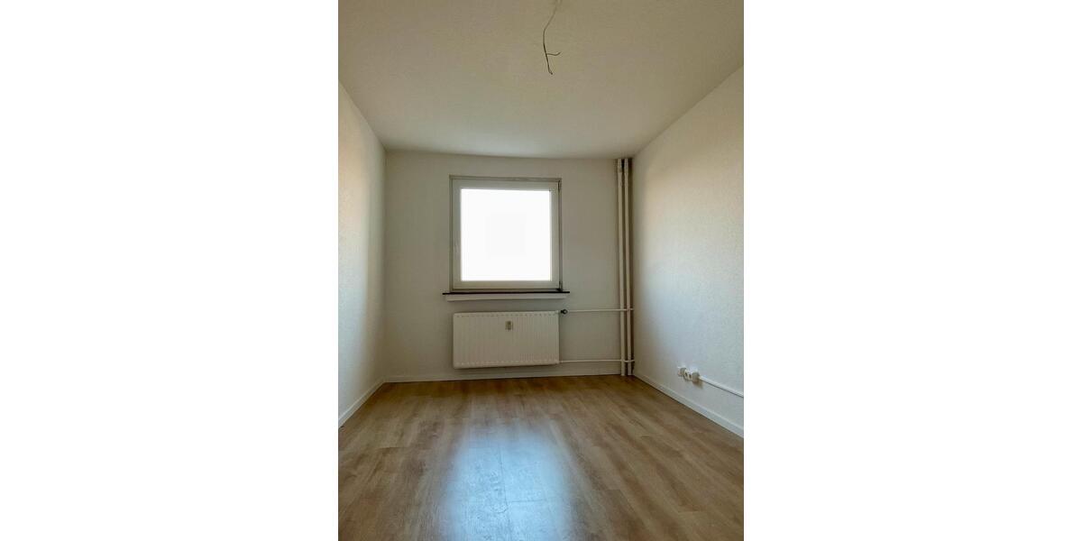 Etagenwohnung Düren Distelrath - 4 Zimmer, 90 m&sup2;, 630&euro; | Angebot:26008873