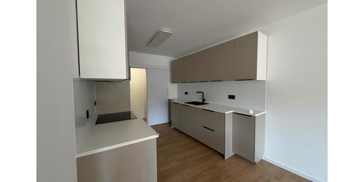 Etagenwohnung Frechen - 2 Zimmer, 76 m&sup2;, 1.150&euro; | Angebot:26611633