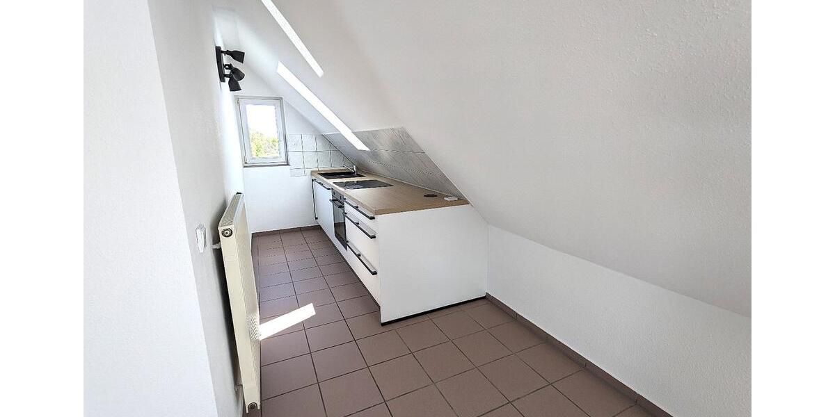 Dachgeschoßwohnung Kerpen Balkhausen - 1 Zimmer, 37 m&sup2;, 614&euro; | Angebot:26546074