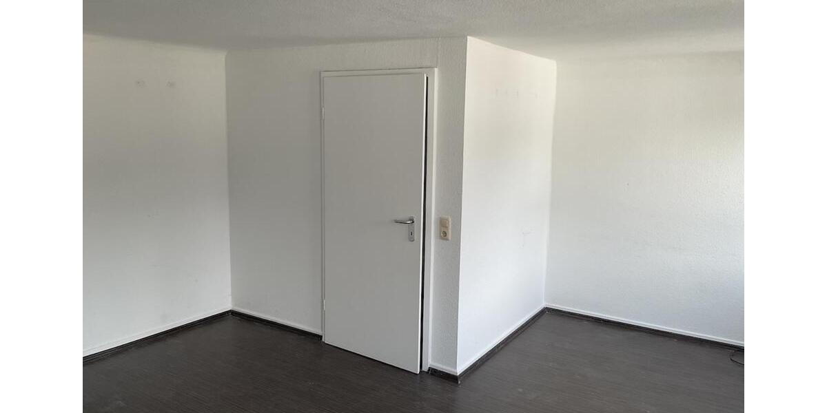 Dachgeschoßwohnung Eschweiler - 3 Zimmer, 80 m&sup2;, 760&euro; | Angebot:24865330