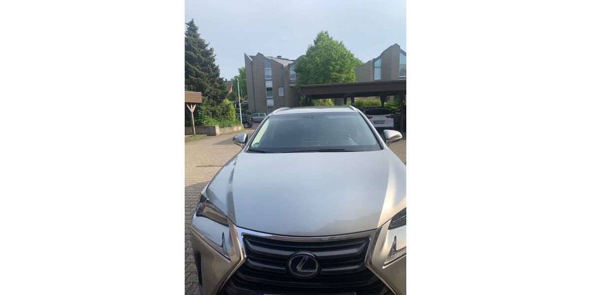 Lexus NX 350h 135.000 km 19.500 &euro; Würselen 52146