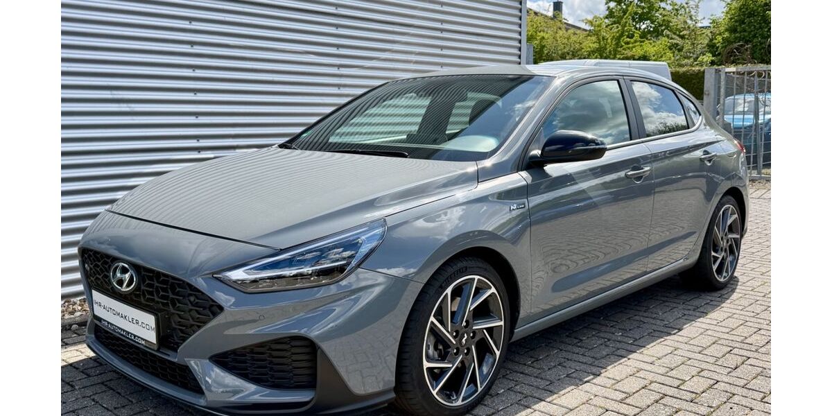 Hyundai i30 16.126 km 24.490 &euro; Erftstadt 50374