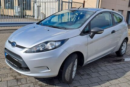 Ford Fiesta 95.773 km 2.899 &euro; Aachen 52070