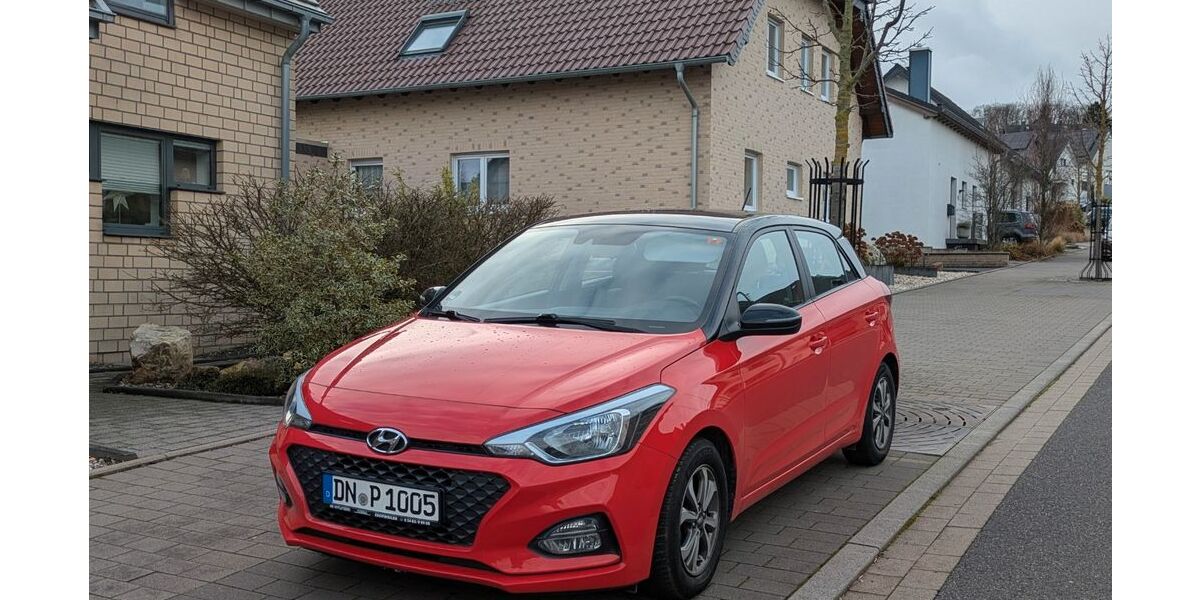 Hyundai i20 76.800 km 8.750 &euro; Düren 52349
