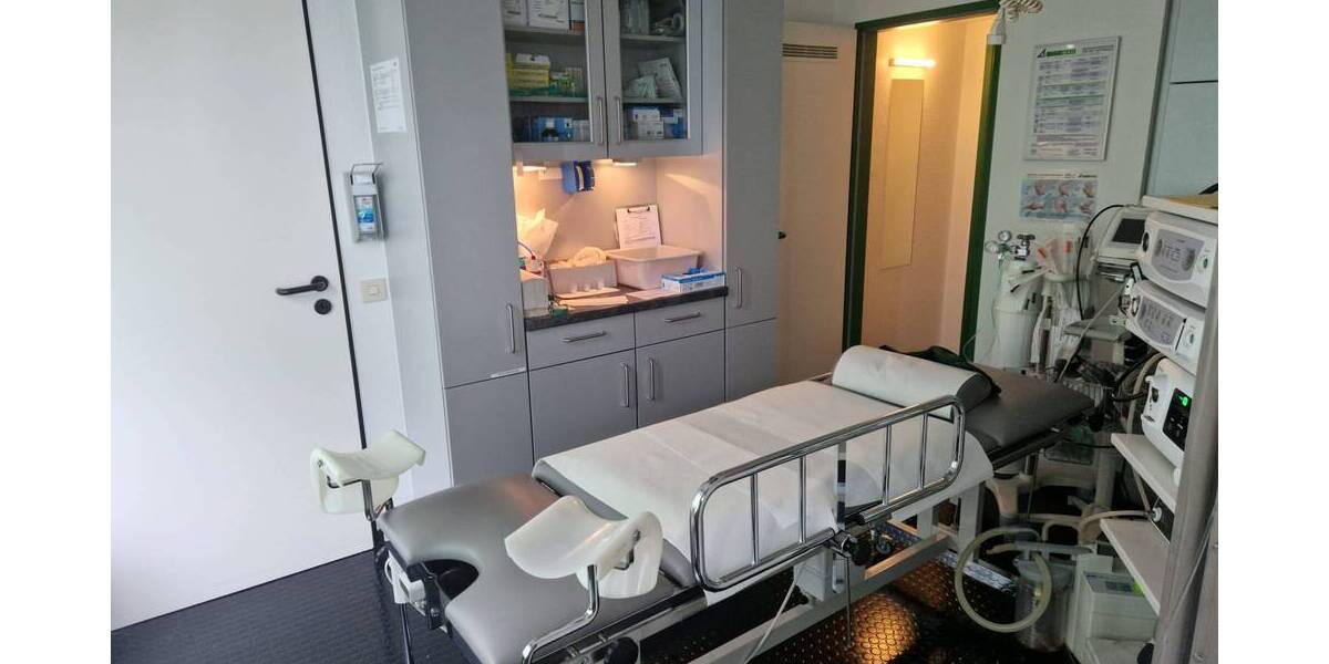 Gewerbeobjekt Aachen Aachen-Mitte - 8 Zimmer, 223 m&sup2;, 2.670&euro; | Angebot:25742221