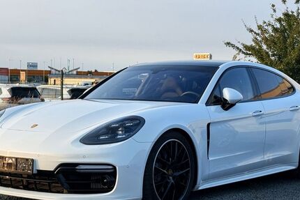 Porsche Panamera 141.000 km 51.900 &euro; Düren 52351