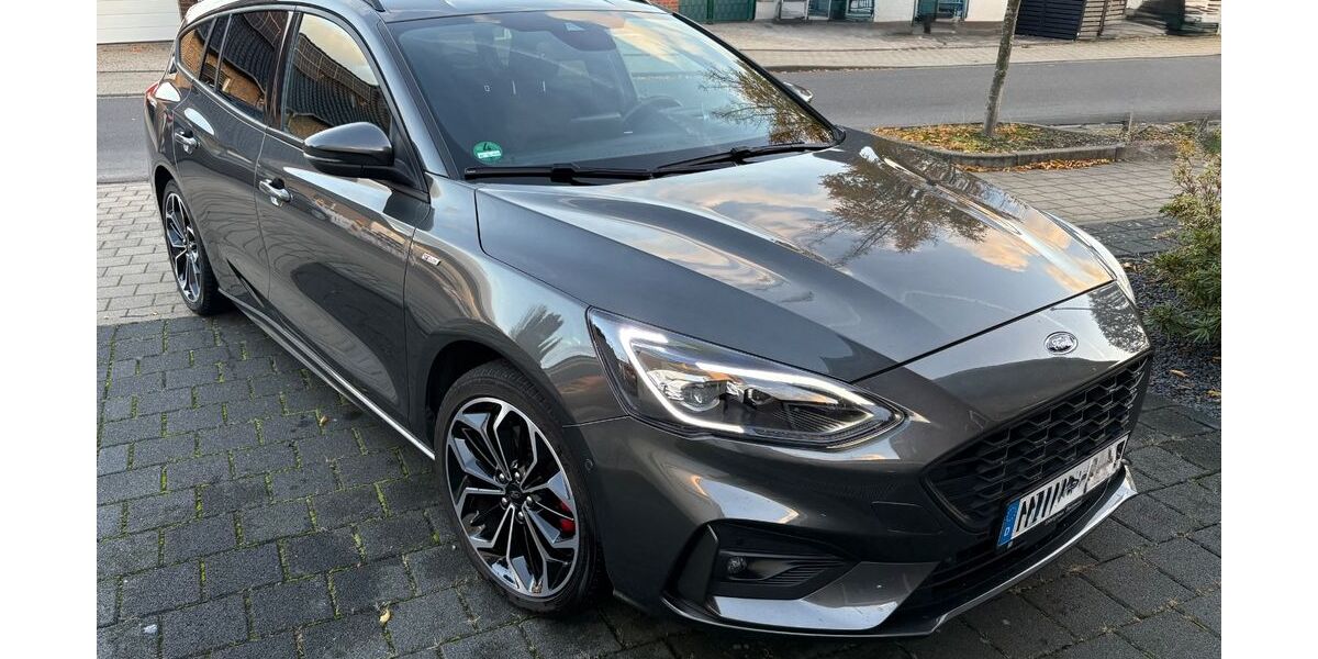 Ford Focus 56.500 km 17.900 &euro; Rommerskirchen 41569