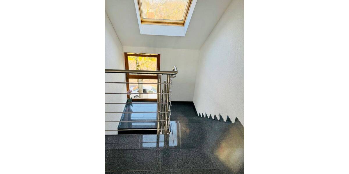 Etagenwohnung Euskirchen Innenstadt - 4 Zimmer, 134 m&sup2;, 375.000&euro; | Angebot:26672878