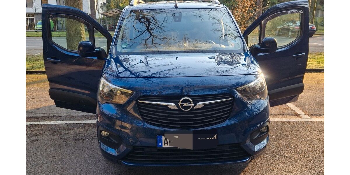 Opel Combo Life 69.000 km 15.600 &euro; Aachen 52078