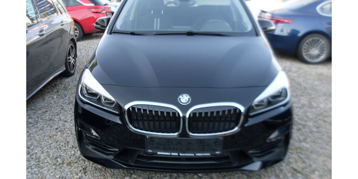 BMW 220 90.000 km 18.350 &euro; Übach-Palenberg 52531