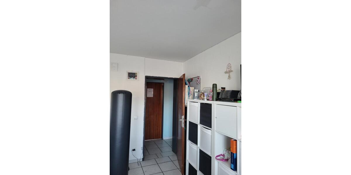 Etagenwohnung Bergheim Ahe - 3.5 Zimmer, 95 m&sup2;, 69.000&euro; | Angebot:25394786
