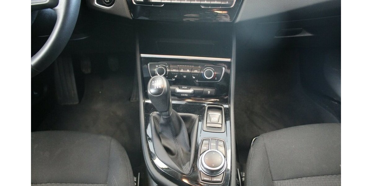 BMW 216 Active Tourer - Navi - SHZ - PDC - 1.HAND - 61.830 km 15.480 &euro; Euskirchen 53881