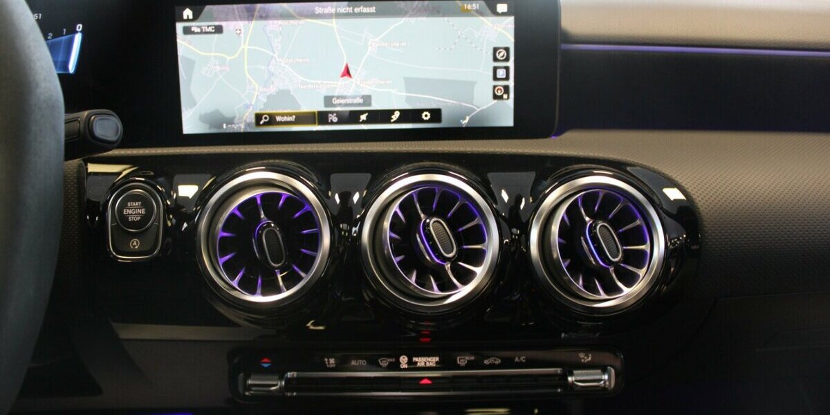 Mercedes-Benz A 45 AMG 4Matic + AMG Speedshift DCT 8G 36.341 km 43.980 &euro; Euskirchen 53881