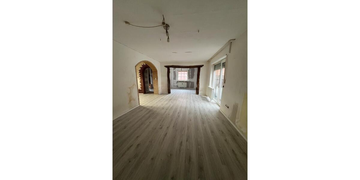 Einfamilienhaus Elsdorf - 4 Zimmer, 140 m&sup2;, 1.800&euro; | Angebot:26568105