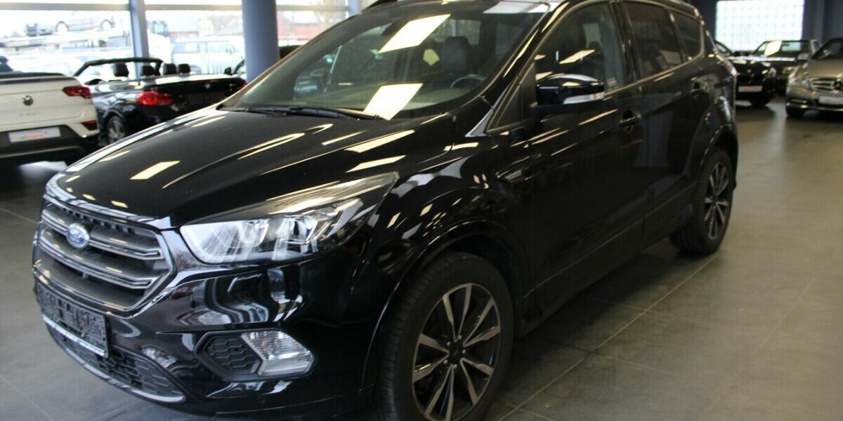 Ford Kuga 1.5 EcoBoost 2x4 ST-Line 110.675 km 12.480 &euro; Euskirchen 53881