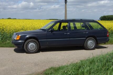 Mercedes-Benz 300 202.000 km 14.500 &euro; Hürtgenwald 52393