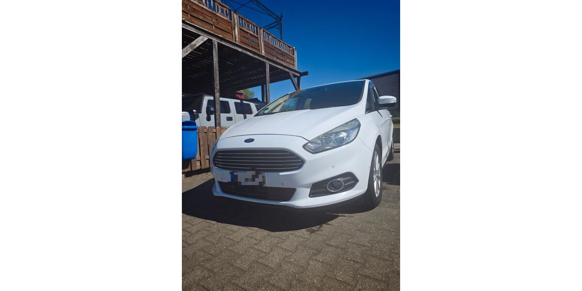 Ford S-Max 173.500 km 9.900 &euro; STOLBERG 52222