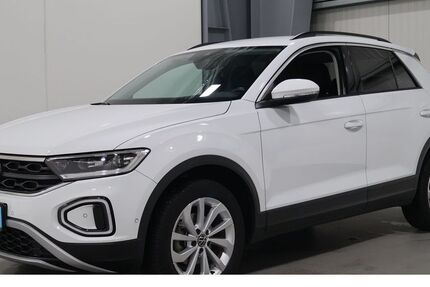 VW T-Roc 3.718 km 24.970 &euro; Aachen 52078